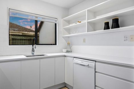 Photo of property in 2/54 Derby Street, St Albans, Christchurch, 8014