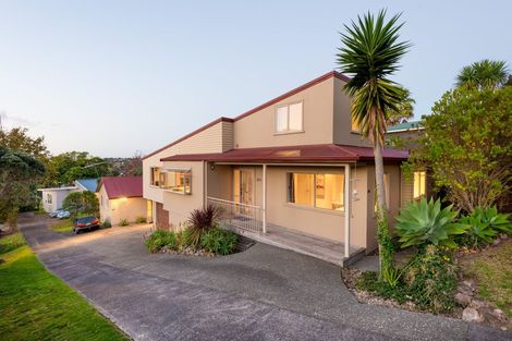 Photo of property in 13a Hebron Road, Waiake, Auckland, 0630