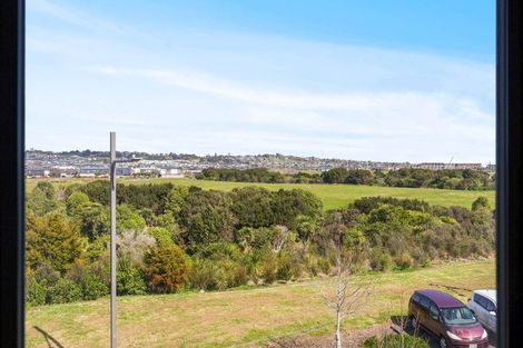 Photo of property in 1 Bonnette Road, Flat Bush, Auckland, 2019