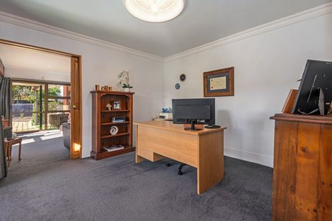 Photo of property in 79 Waterloo Crescent, Hokowhitu, Palmerston North, 4410