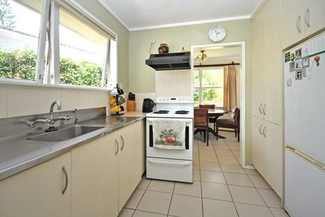 Photo of property in 22 Sunvue Road, Glen Eden, Auckland, 0602