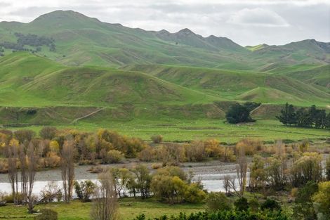 Photo of property in 21 Rochfort Road, Kahuranaki, Havelock North, 4295