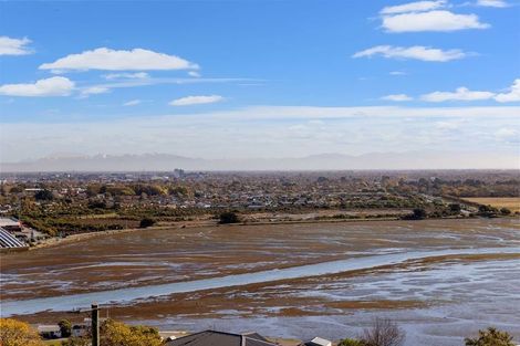 Photo of property in 25 Te Awakura Terrace, Mount Pleasant, Christchurch, 8081