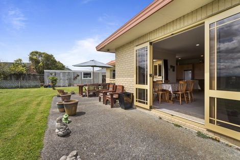 Photo of property in 35 Madison Avenue, Milson, Palmerston North, 4414