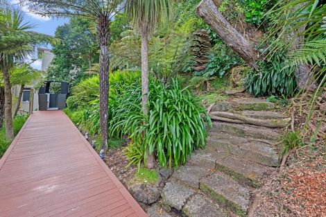 Photo of property in 59 Pohutukawa Avenue, Shelly Park, Auckland, 2014