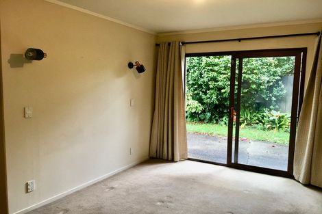 Photo of property in 2b Braemar Road, Castor Bay, Auckland, 0620