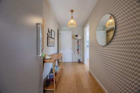 Photo of property in 63 Minaret Ridge, Wanaka, 9305