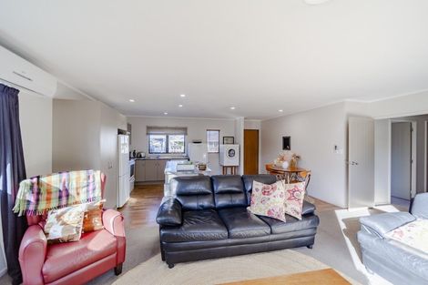 Photo of property in 94a Clarence Cox Crescent, Pirimai, Napier, 4112