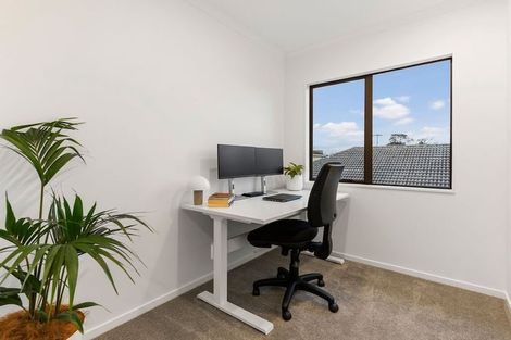 Photo of property in 18a Bushlands Drive, Albany, Auckland, 0632