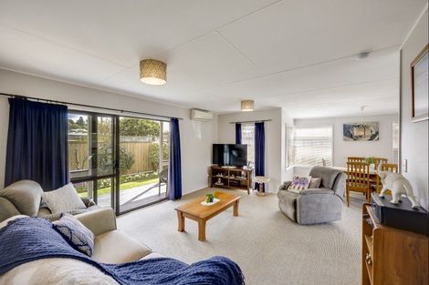 Photo of property in 2/22 Church Road, Taradale, Napier, 4112