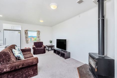 Photo of property in 67 Don Buck Road, Massey, Auckland, 0614