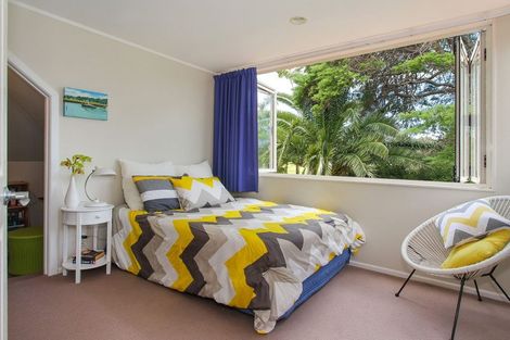 Photo of property in 2/111 Beach Road, Castor Bay, Auckland, 0620