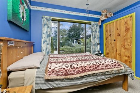 Photo of property in 27 Wairau Road, Forrest Hill, Auckland, 0627
