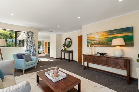 Photo of property in 23b Thatcher Crescent, Crofton Downs, Wellington, 6035