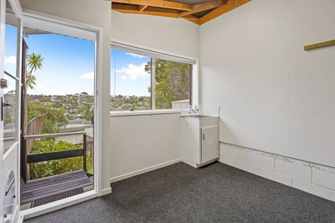 Photo of property in 1/12 Hollyhock Place, Browns Bay, Auckland, 0630