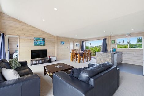 Photo of property in 42 Carina Way, Whitianga, 3510