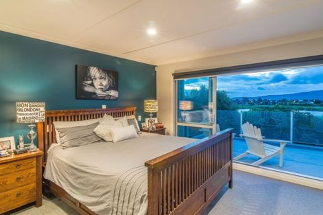 Photo of property in 9 Kotuku Drive, Paraparaumu Beach, Paraparaumu, 5032