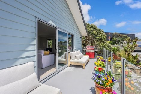 Photo of property in 93b The Esplanade, Raumati South, Paraparaumu, 5032