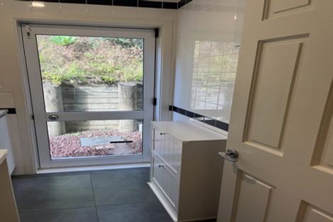 Photo of property in 8 Glenreagh Place, Torbay, Auckland, 0630