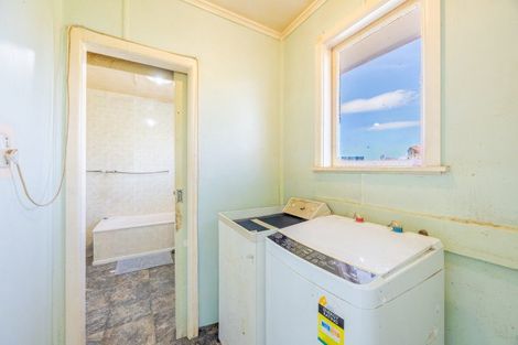 Photo of property in 11 Kelvin Road, Maraenui, Napier, 4110
