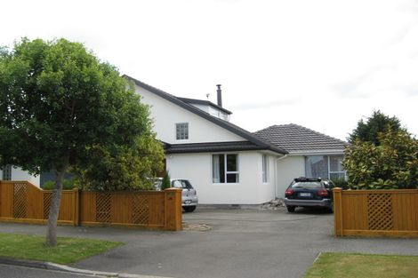 Photo of property in 16 Mappleton Avenue, Burnside, Christchurch, 8053