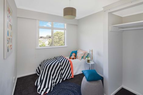 Photo of property in 18 Fairburn Grove, Johnsonville, Wellington, 6037