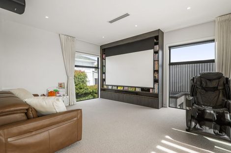 Photo of property in 61a Castor Bay Road, Castor Bay, Auckland, 0620