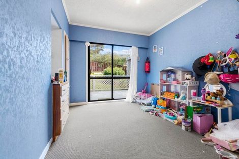 Photo of property in 12 Mason Street, New Lynn, Auckland, 0600