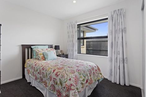 Photo of property in 5 Sincock Place, Kaiapoi, 7630