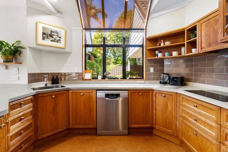 Photo of property in 1228 Howard Street, Parkvale, Hastings, 4122