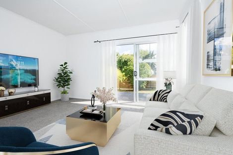 Photo of property in 1/494 Swanson Road, Ranui, Auckland, 0612