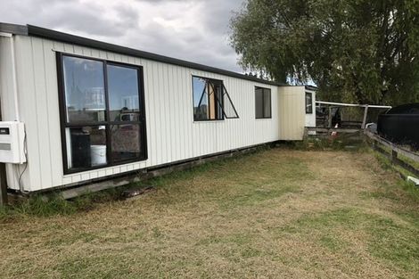 Photo of property in 102 Settlement Road, Kaiwaka, 0573