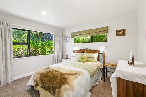 Photo of property in 117 Mangorei Road, Merrilands, New Plymouth, 4312