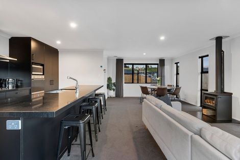 Photo of property in 1 Whakaturou Crescent, Pyes Pa, Tauranga, 3112