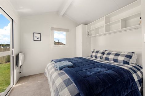 Photo of property in 60 Neva Street, Fortrose, Tokanui, 9875