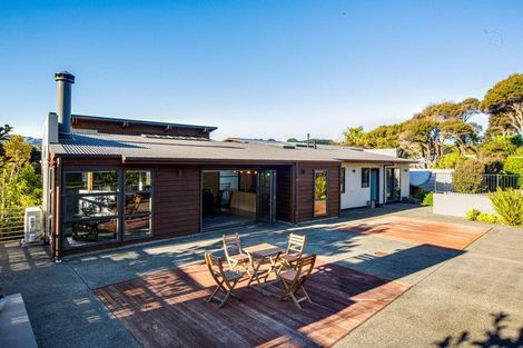 Photo of property in 3 Young Nicks Lane, Whitby, Porirua, 5024