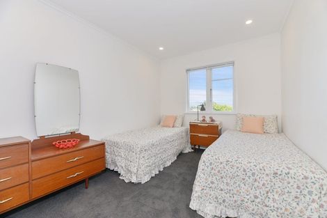 Photo of property in 52 Don Buck Road, Massey, Auckland, 0614