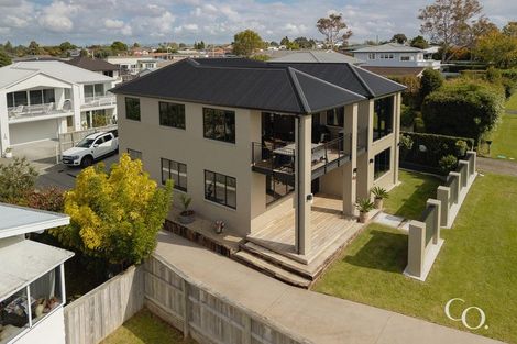 Photo of property in 49 Hinewa Road, Otumoetai, Tauranga, 3110