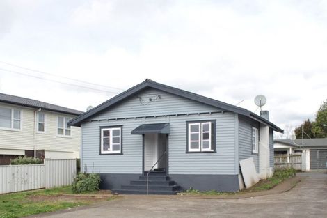 Photo of property in 12 Miro Road, Mangere Bridge, Auckland, 2022