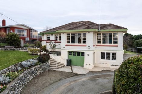 Photo of property in 10 Solway Street, Holmes Hill, Oamaru, 9401