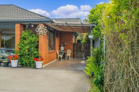 Photo of property in 82 Middleton Road, Upper Riccarton, Christchurch, 8041