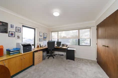 Photo of property in 40a Kingswood Street, Takaro, Palmerston North, 4412