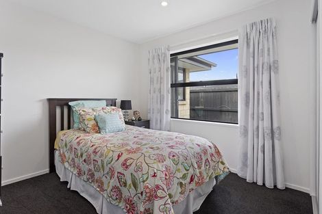 Photo of property in 5 Sincock Place, Kaiapoi, 7630