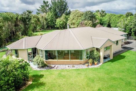 Photo of property in 37 Kew Road, Westport, 7825