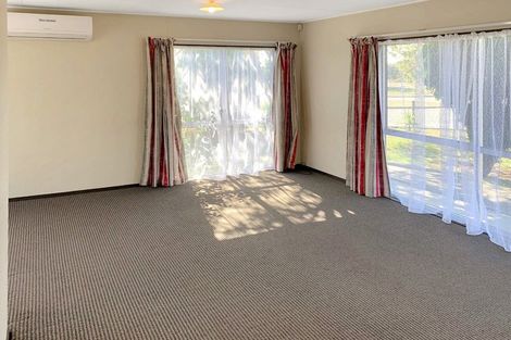 Photo of property in 2 Ramsey Crescent, Flaxmere, Hastings, 4120