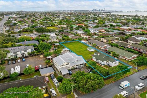 Photo of property in 4 Tennyson Avenue, Takapuna, Auckland, 0622