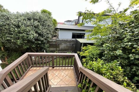 Photo of property in 2/22 Ngataringa Road, Devonport, Auckland, 0624