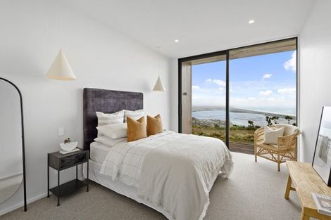 Photo of property in 17 Rauhea Lane, Clifton, Christchurch, 8081