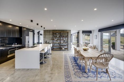 Photo of property in 1232 Taihape Road, Sherenden, Hastings, 4179