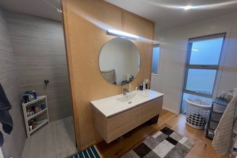 Photo of property in 8b Ngatai Road, Otumoetai, Tauranga, 3110